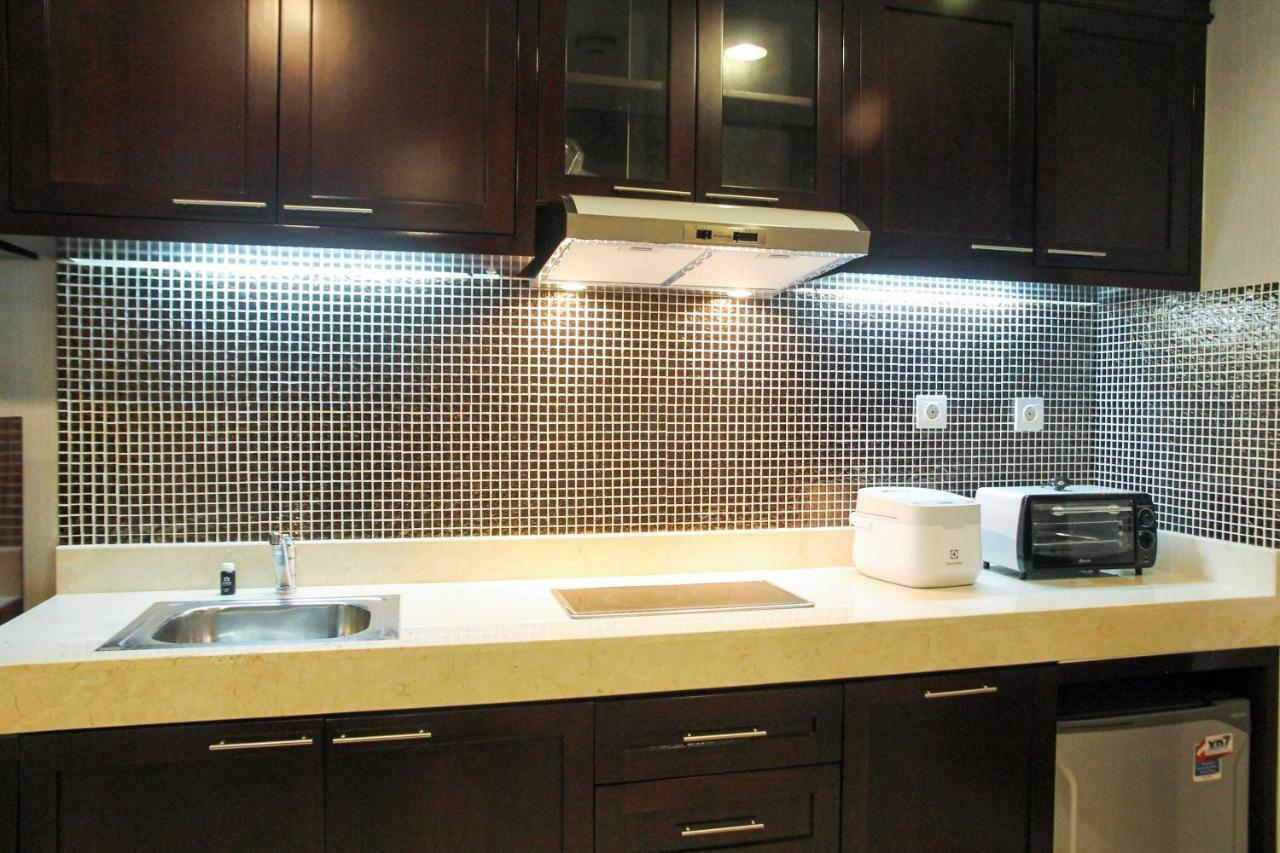 Elegant 1Br Kemang Village Apartment By Travelio Джакарта Екстериор снимка